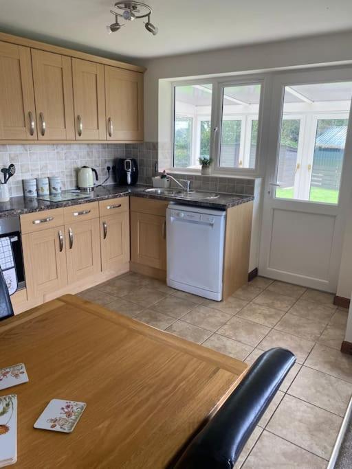 סולטאש Bungalow In Pillaton מראה חיצוני תמונה