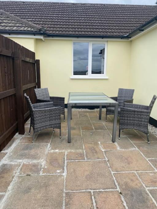 סולטאש Bungalow In Pillaton מראה חיצוני תמונה